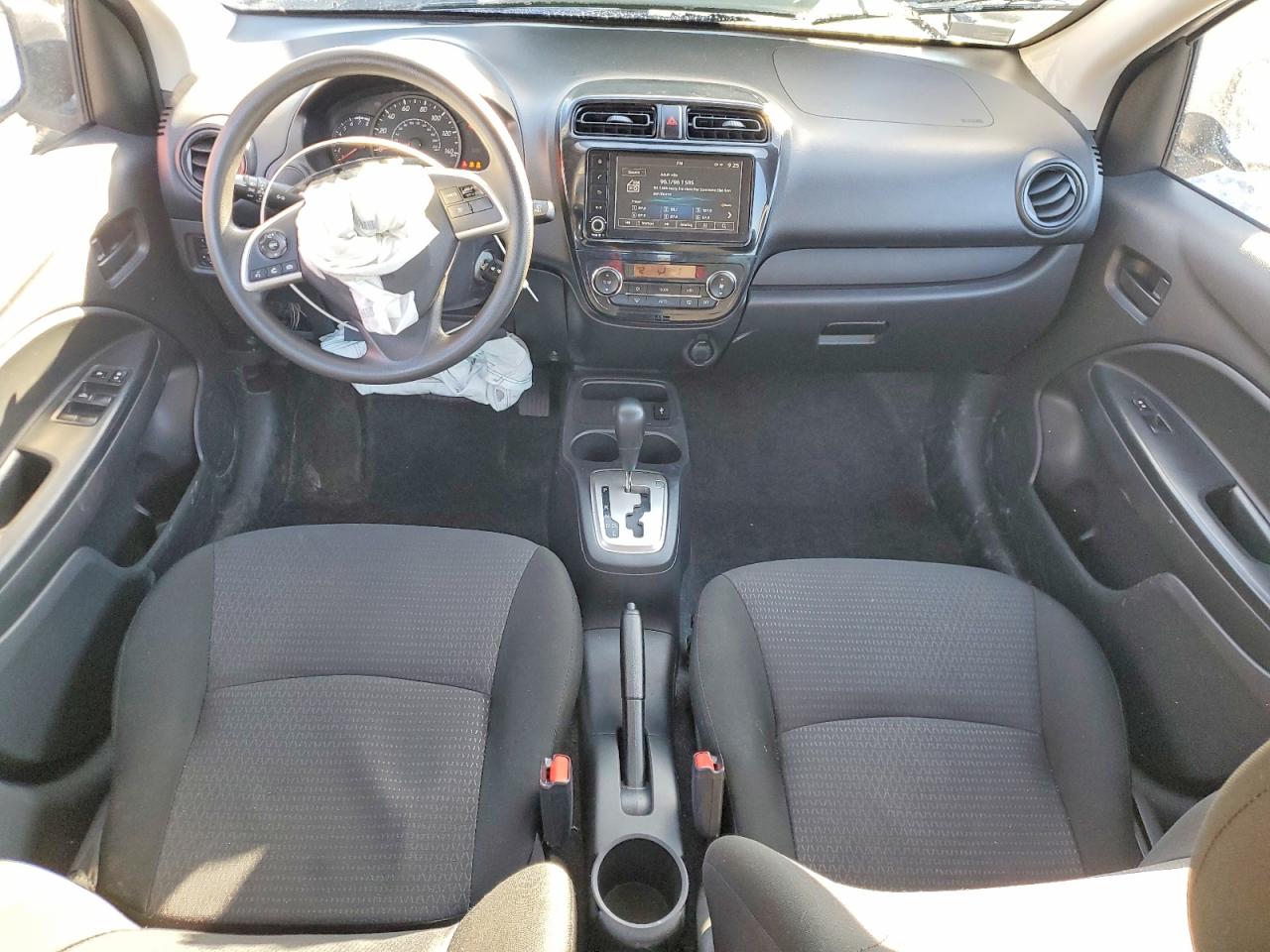 Mitsubishi Mirage G4 Es