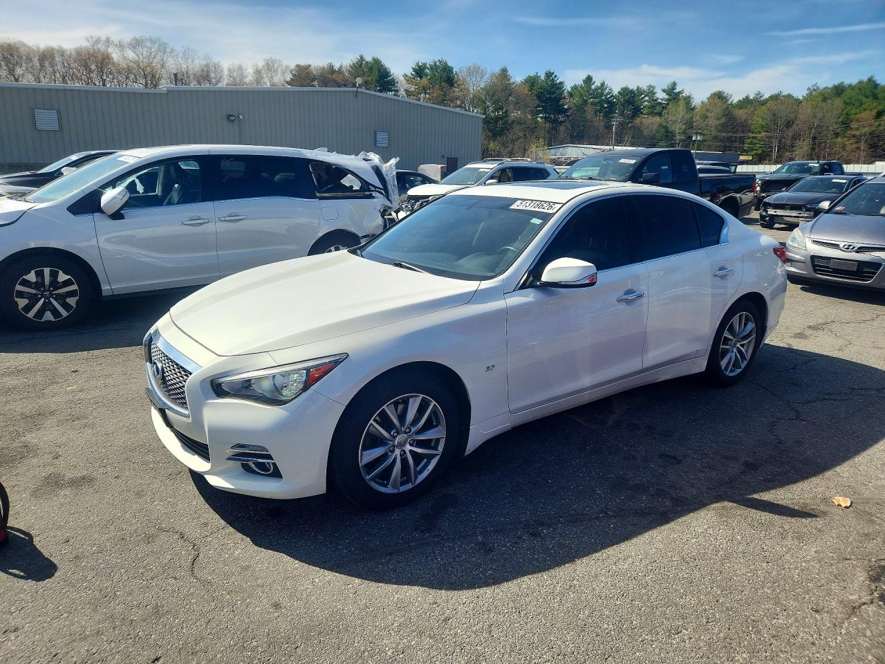 Salvage INFINITI Q50 Image