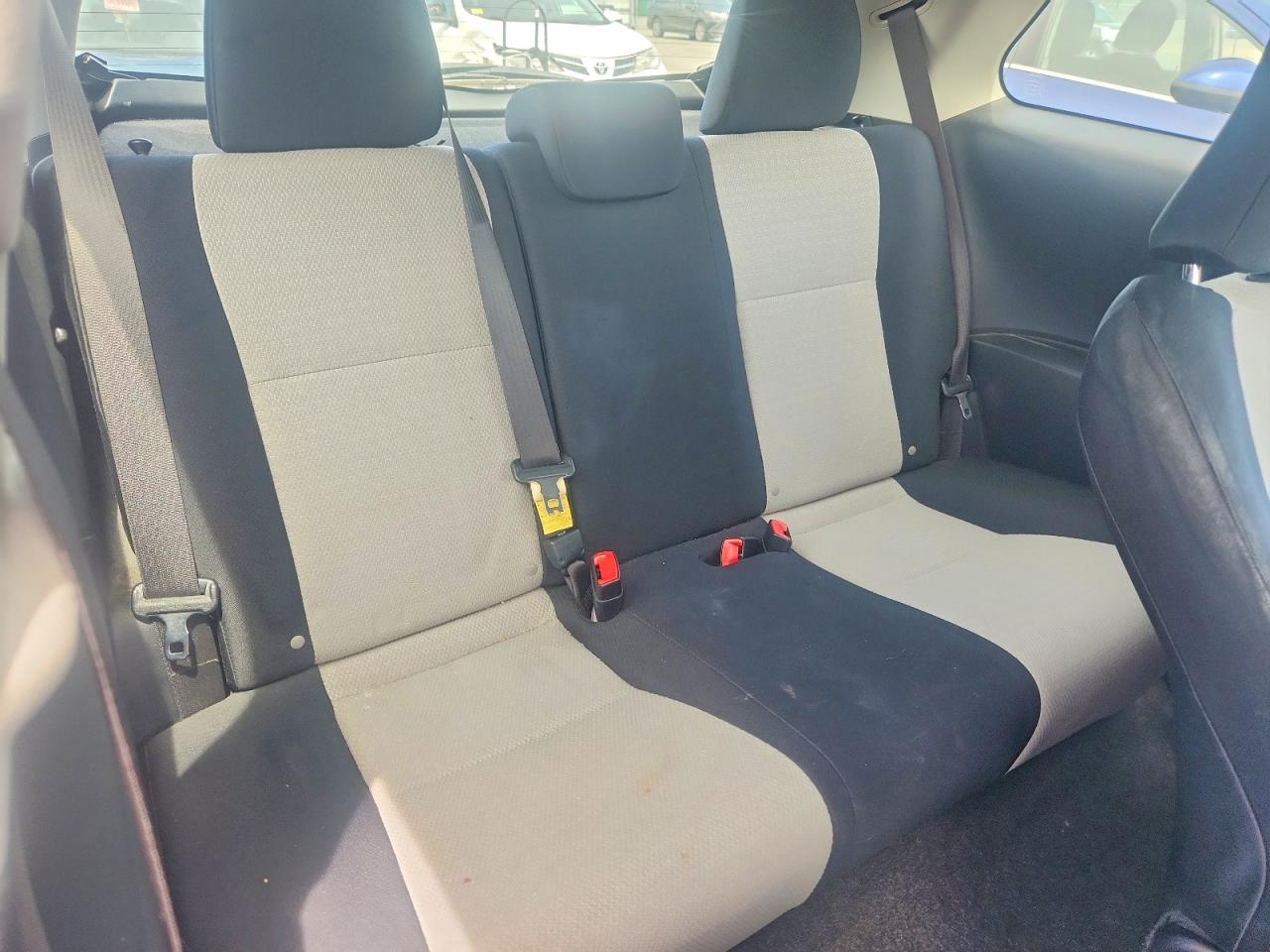 Toyota Yaris 3-door Le