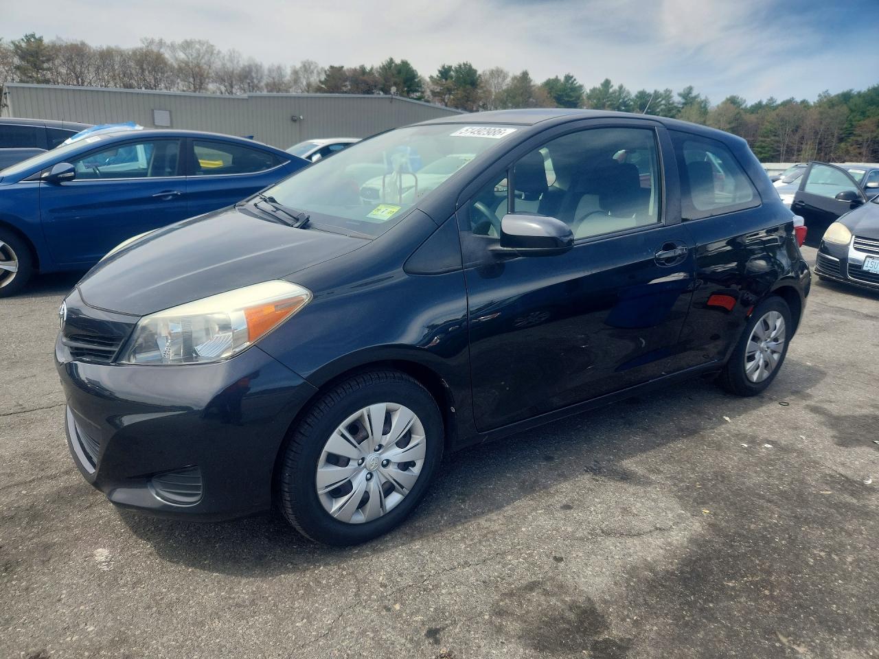 Salvage Toyota Yaris Image