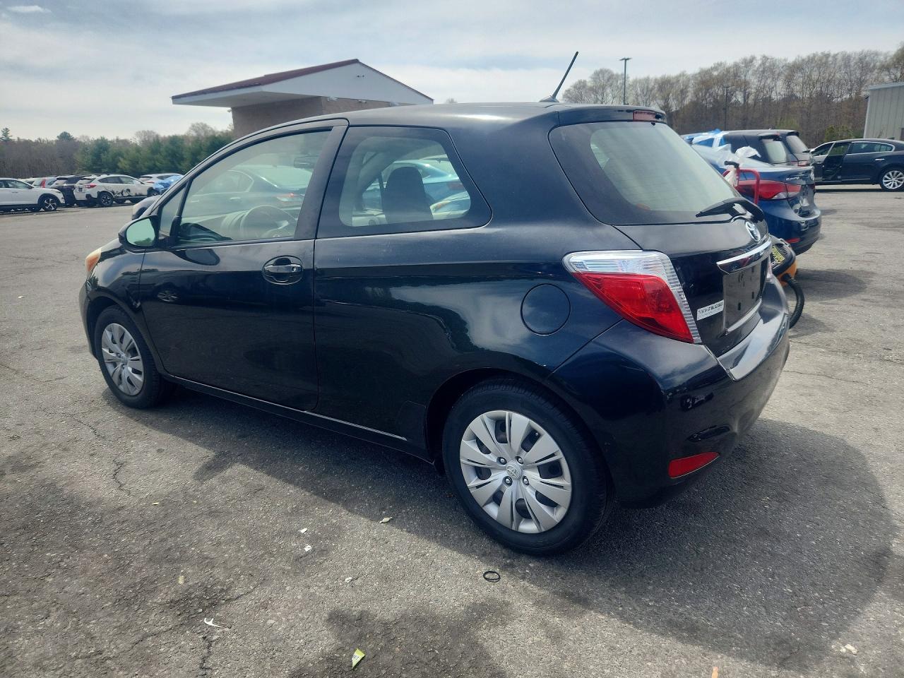 Toyota Yaris 3-door Le