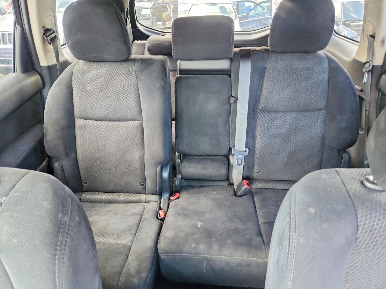 Nissan Pathfinder S