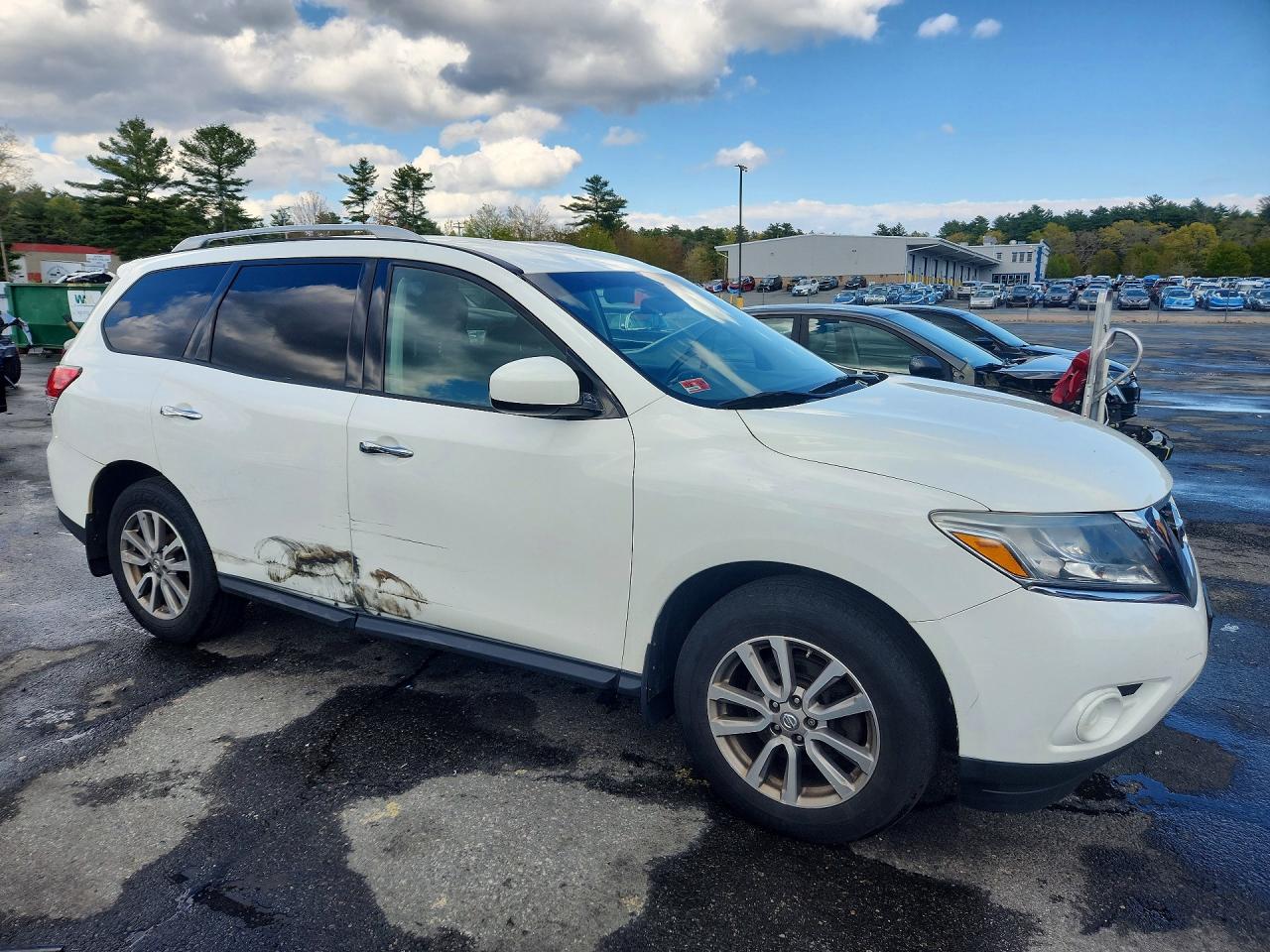 Nissan Pathfinder S