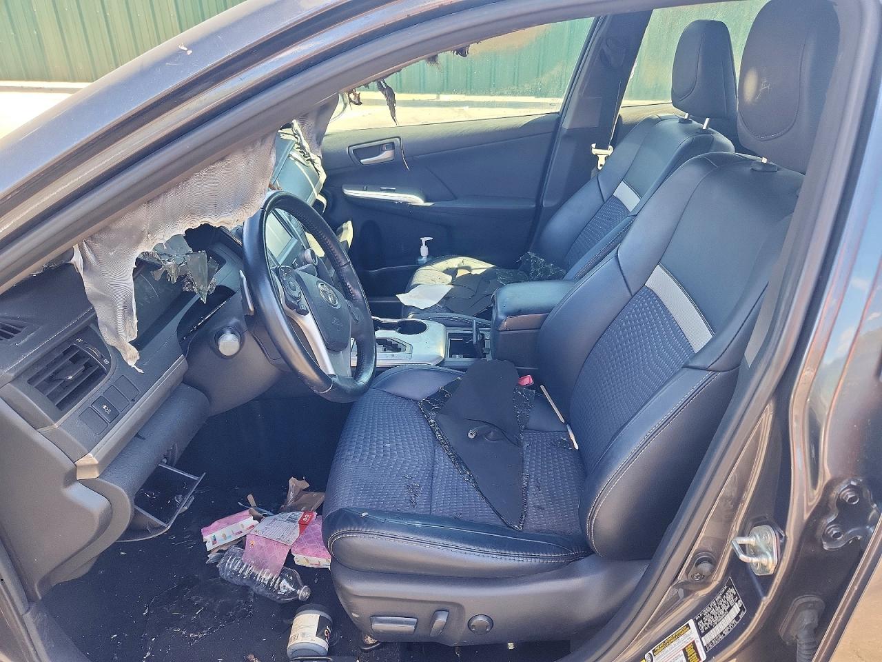 Toyota Camry Se