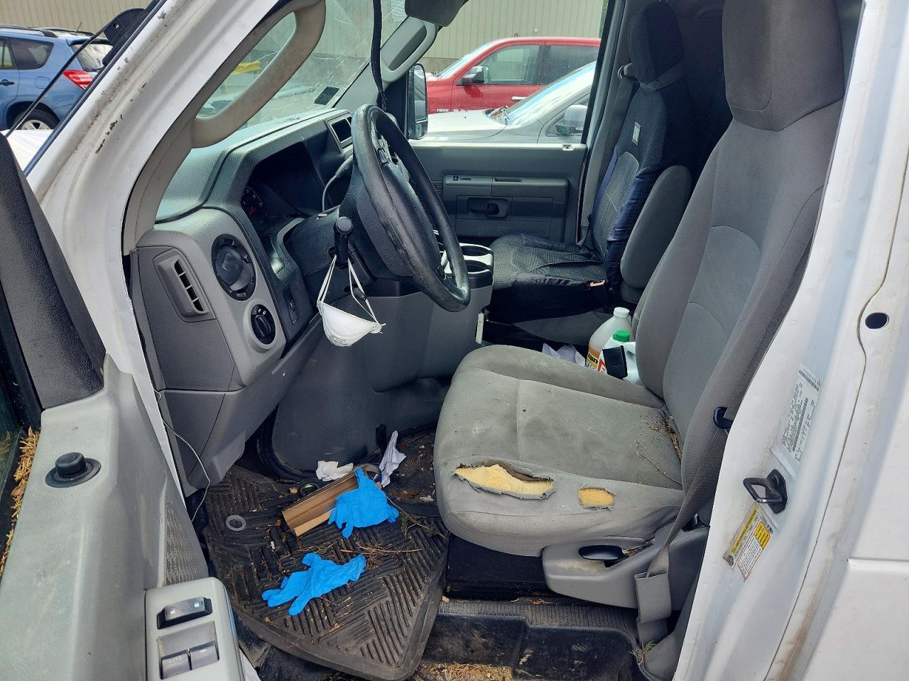 Ford E-250