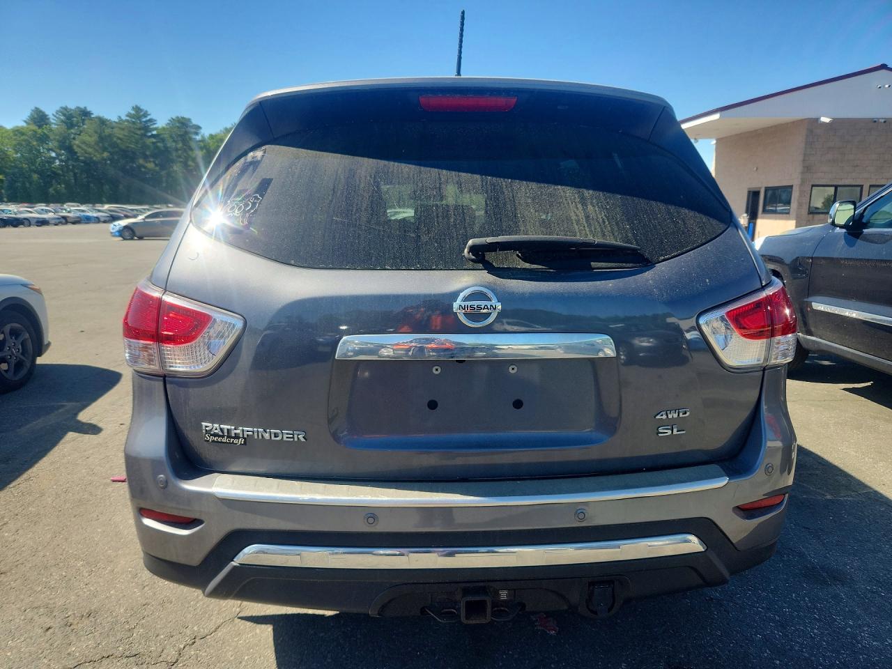 Nissan Pathfinder Sl