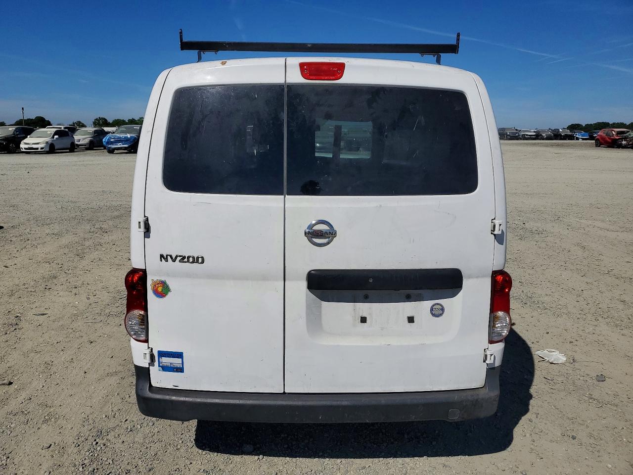 Nissan Nv