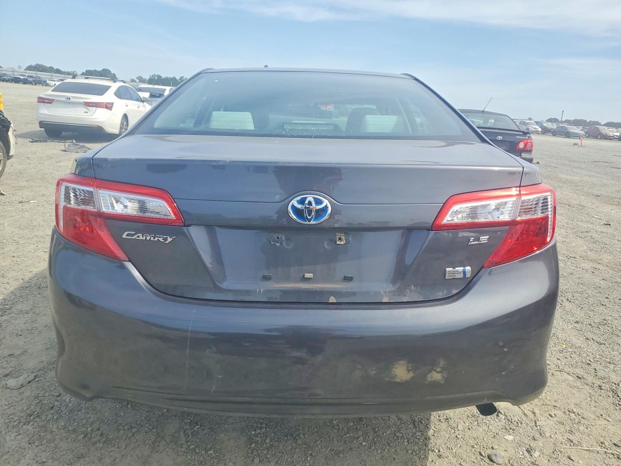 Toyota Camry Le