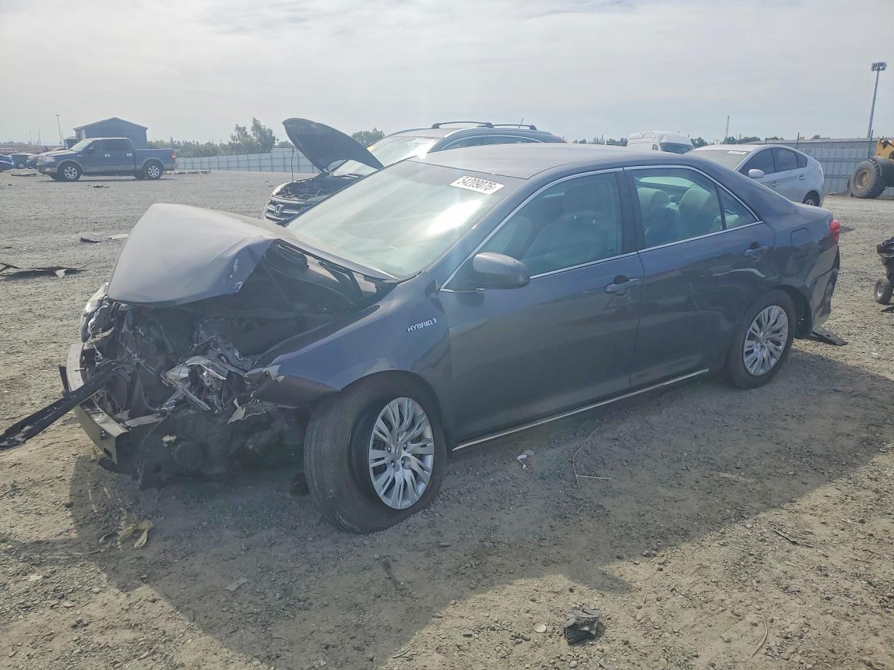 Salvage Toyota Camry Image