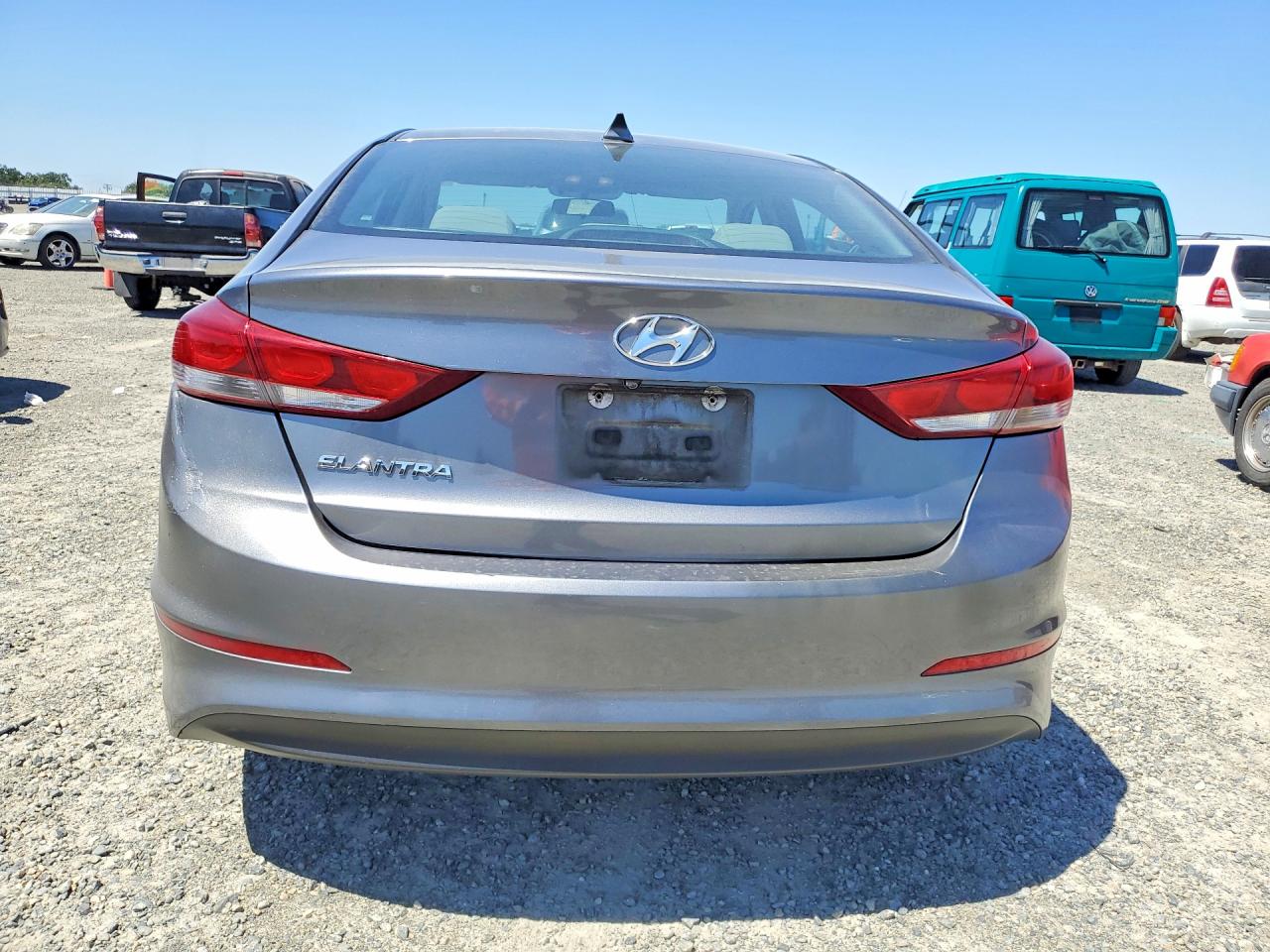 Hyundai ELANTRA Sel