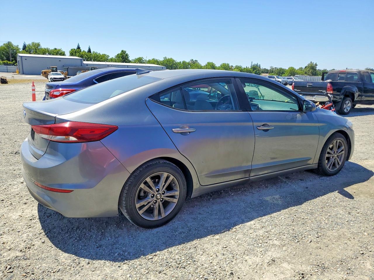 Hyundai ELANTRA Sel
