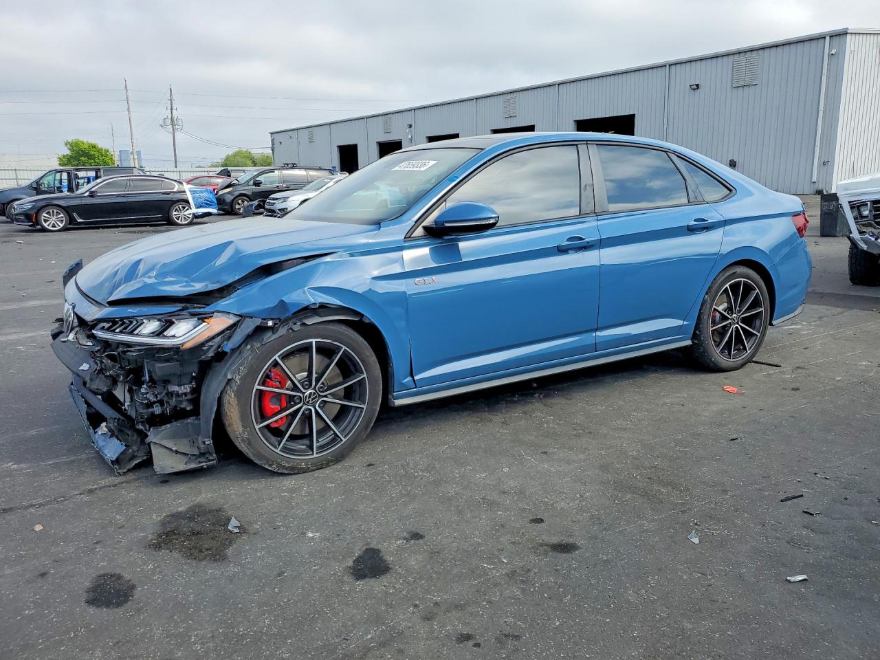 Salvage Volkswagen Jetta Image