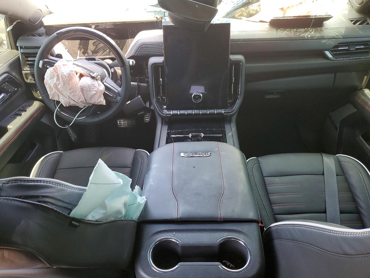 GMC Yukon At4 Ultimate