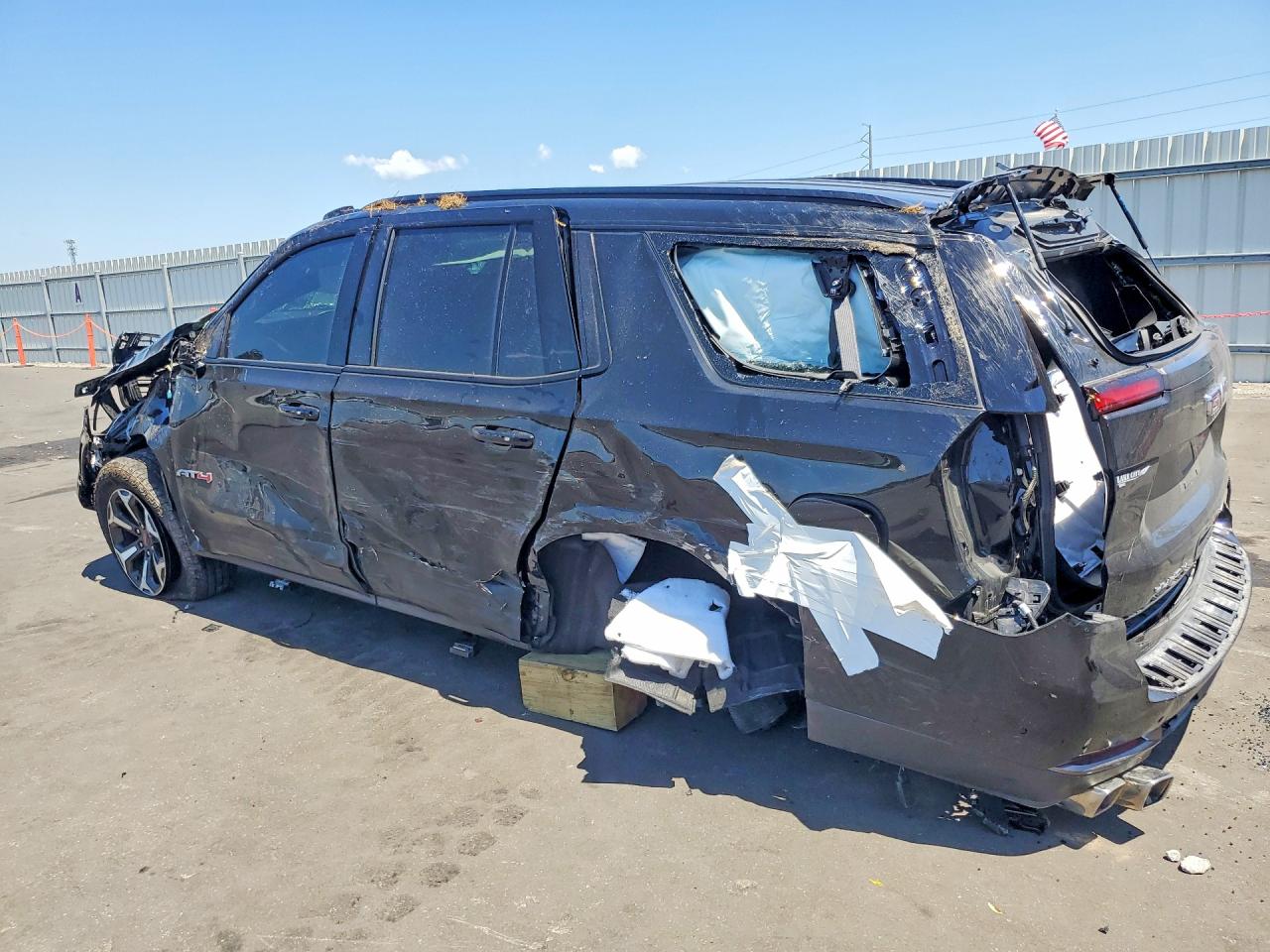 GMC Yukon At4 Ultimate