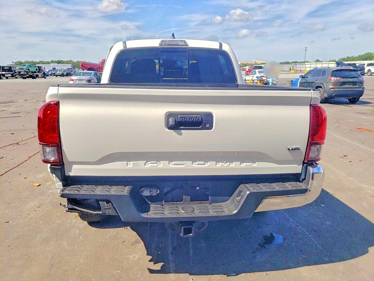 Toyota Tacoma Sr5 V6