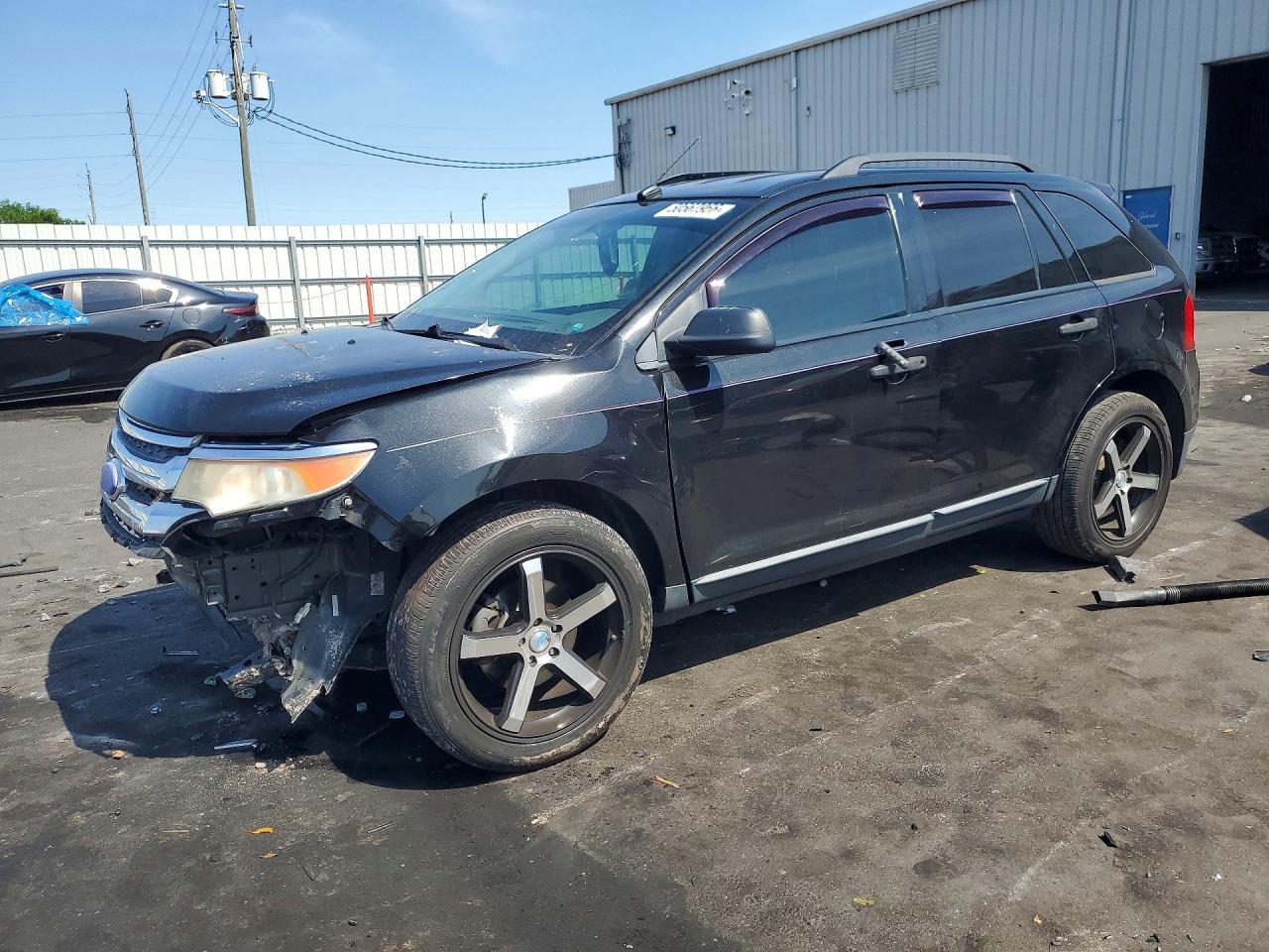 Salvage Ford Edge Image