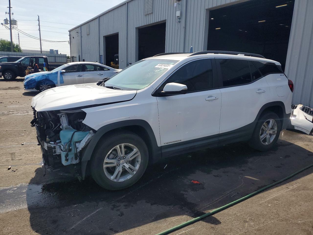 Salvage GMC Terrain Image