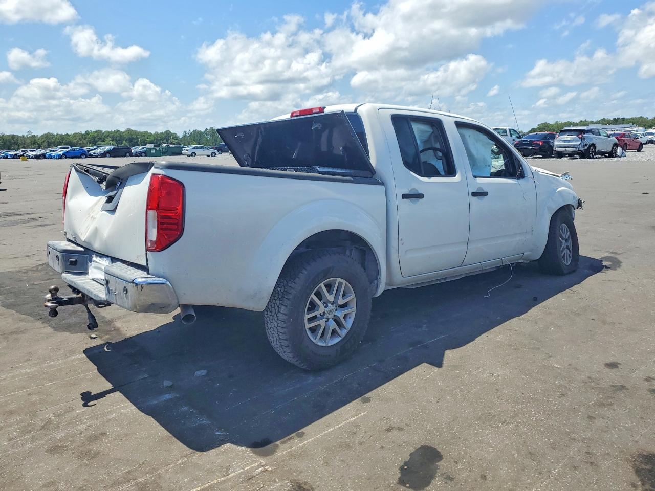 Nissan Frontier Sv