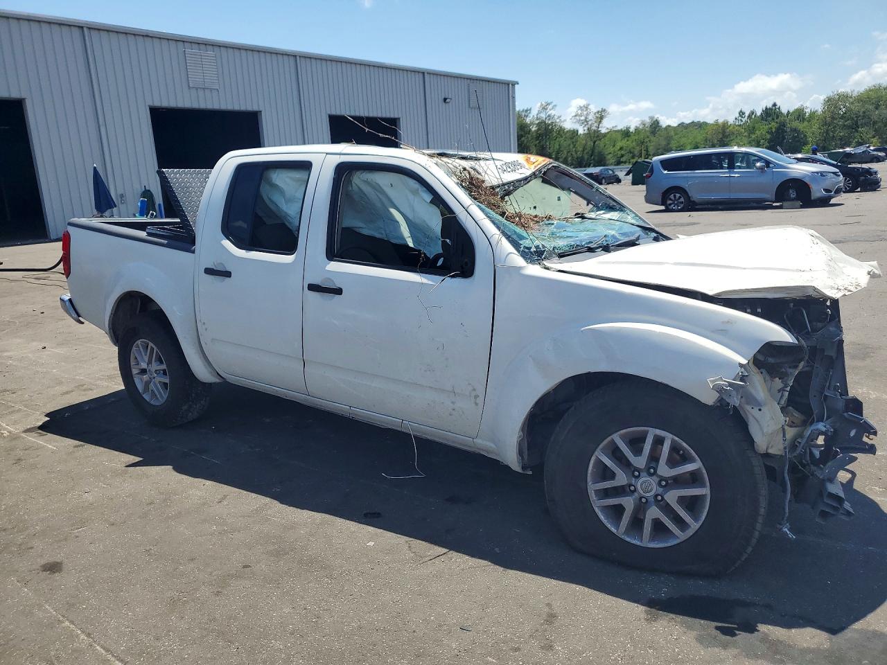 Nissan Frontier Sv