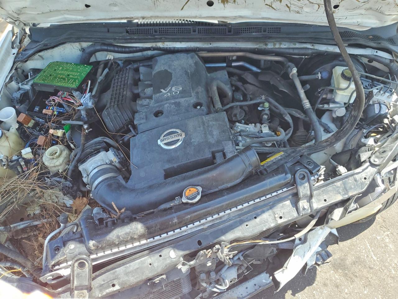 Nissan Frontier Sv