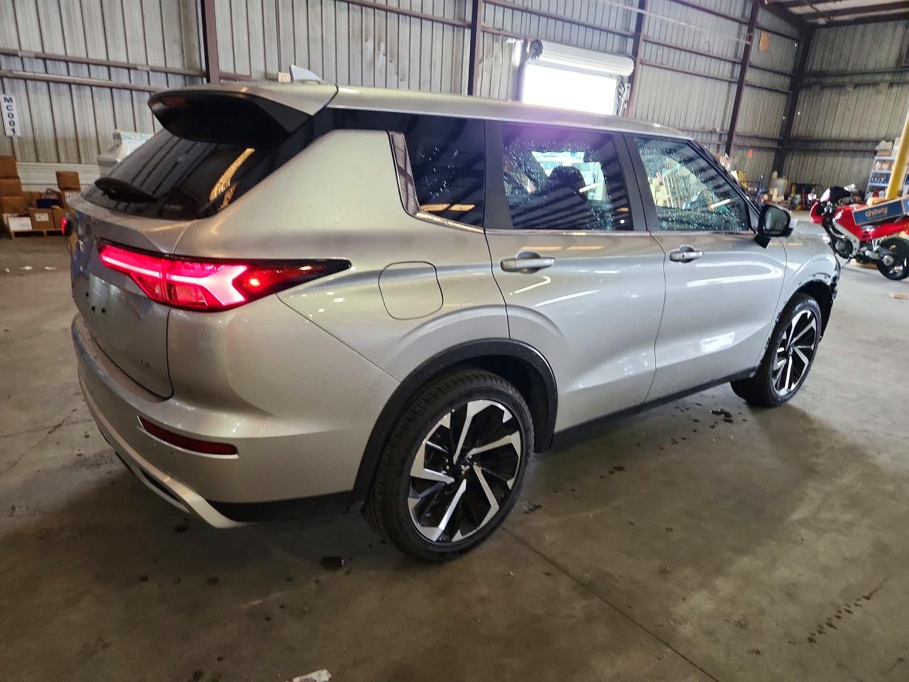 Mitsubishi Outlander Se