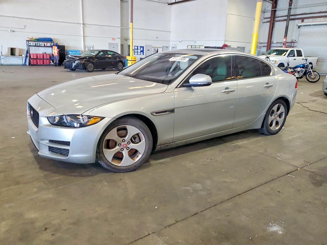 Salvage Jaguar XE Image