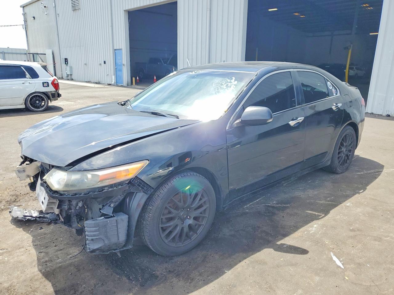 Salvage Acura TSX Image
