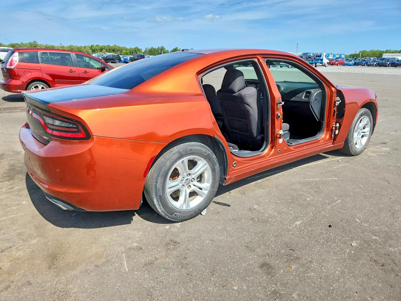 Dodge Charger Sxt