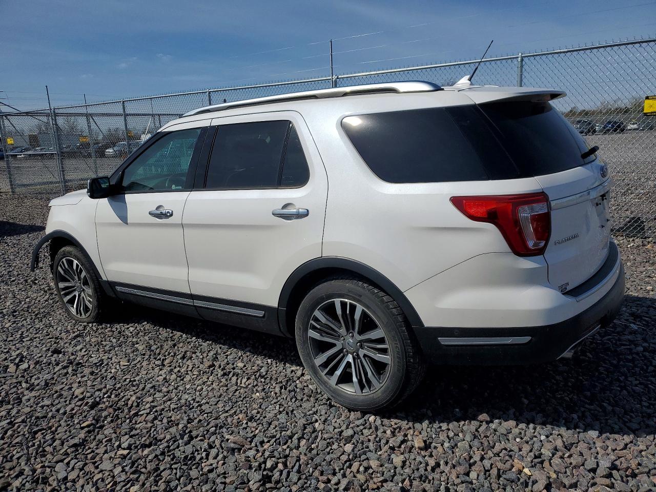 Ford Explorer Platinum