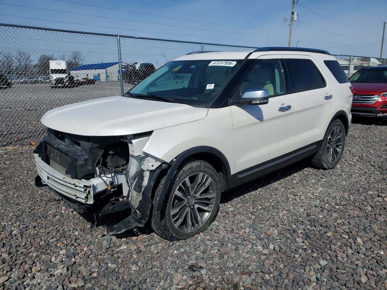 Salvage Ford Explorer Image
