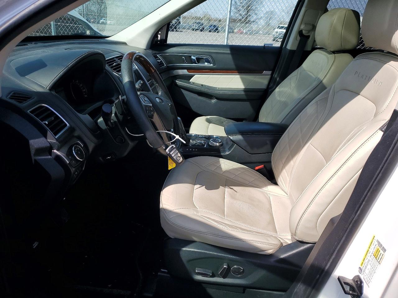 Ford Explorer Platinum