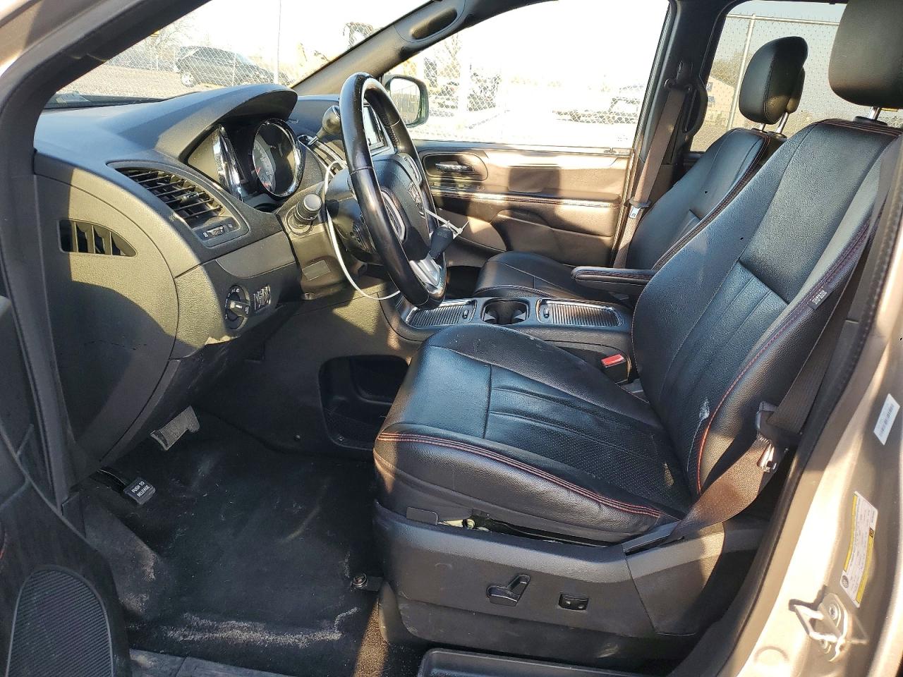 Dodge Caravan Gt