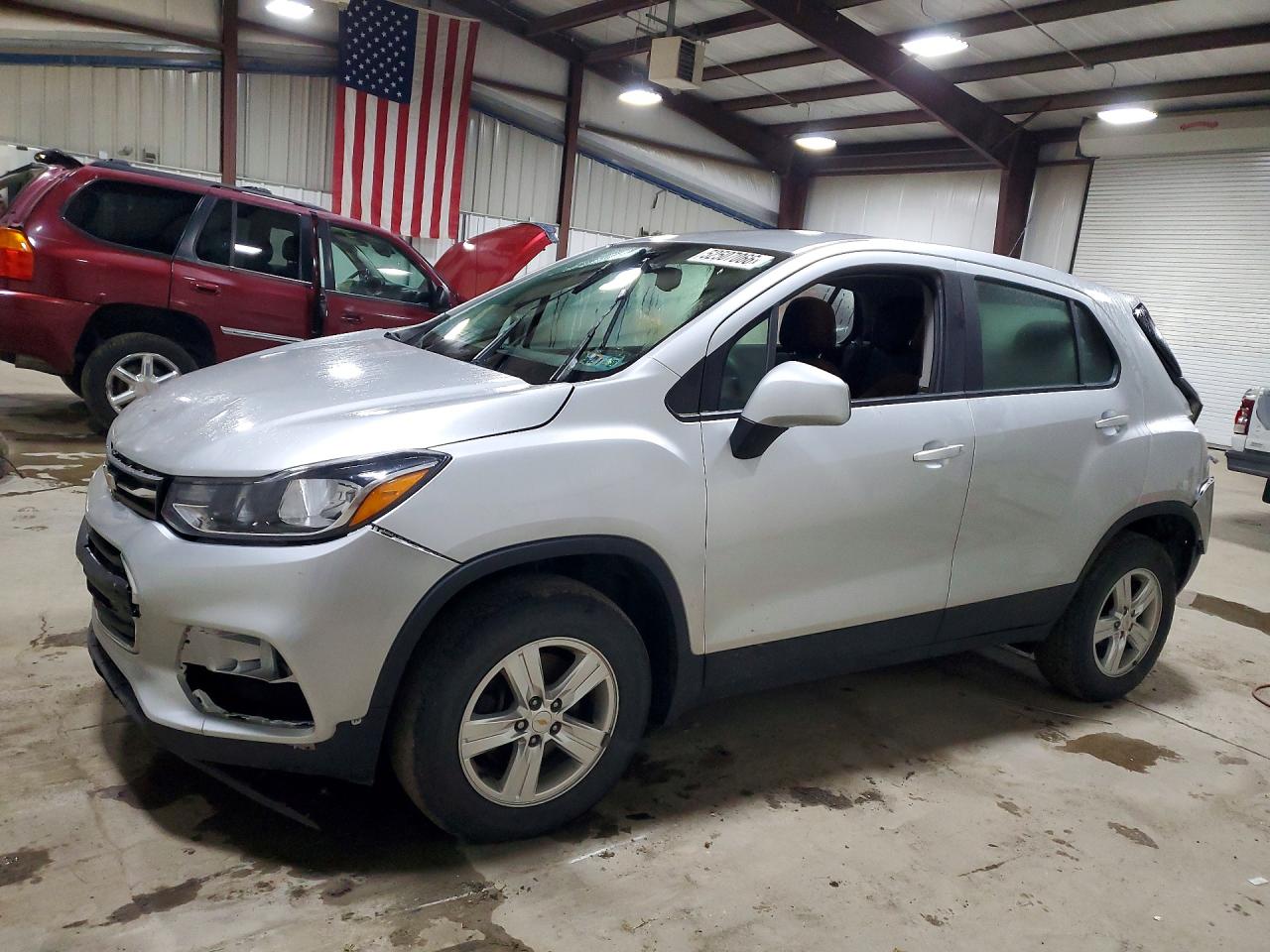 Salvage Chevrolet Trax Image