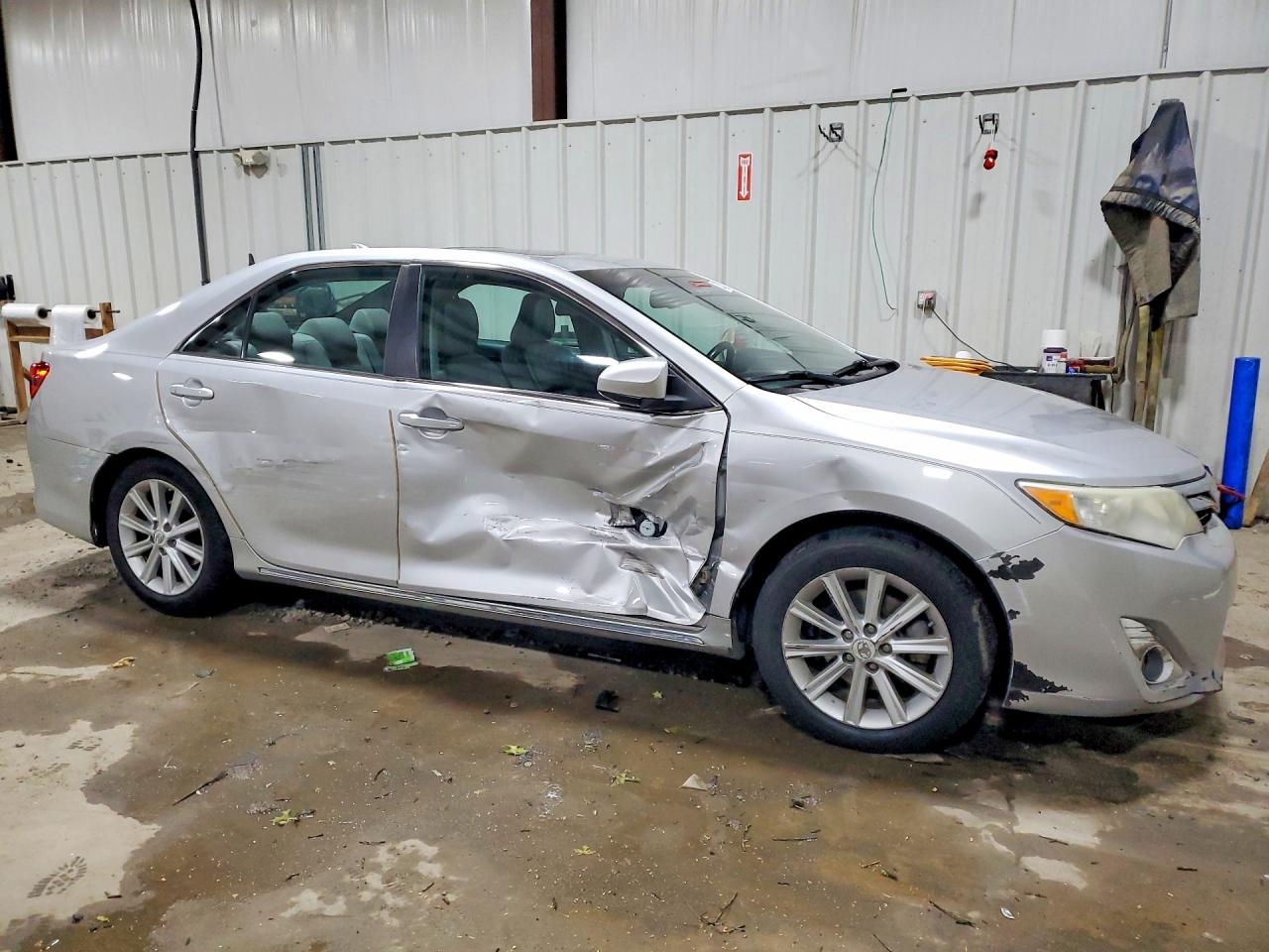 Toyota Camry Xle V6