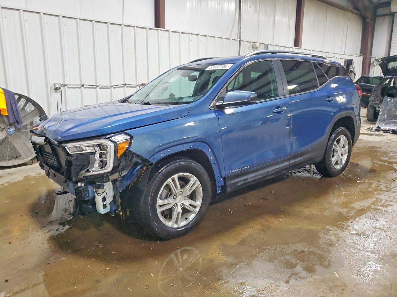 Salvage GMC Terrain Image