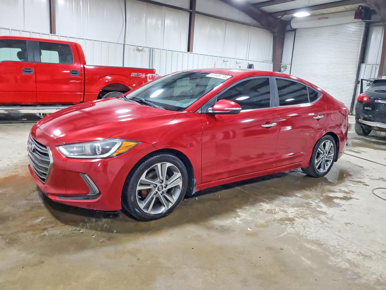 Salvage Hyundai ELANTRA Image