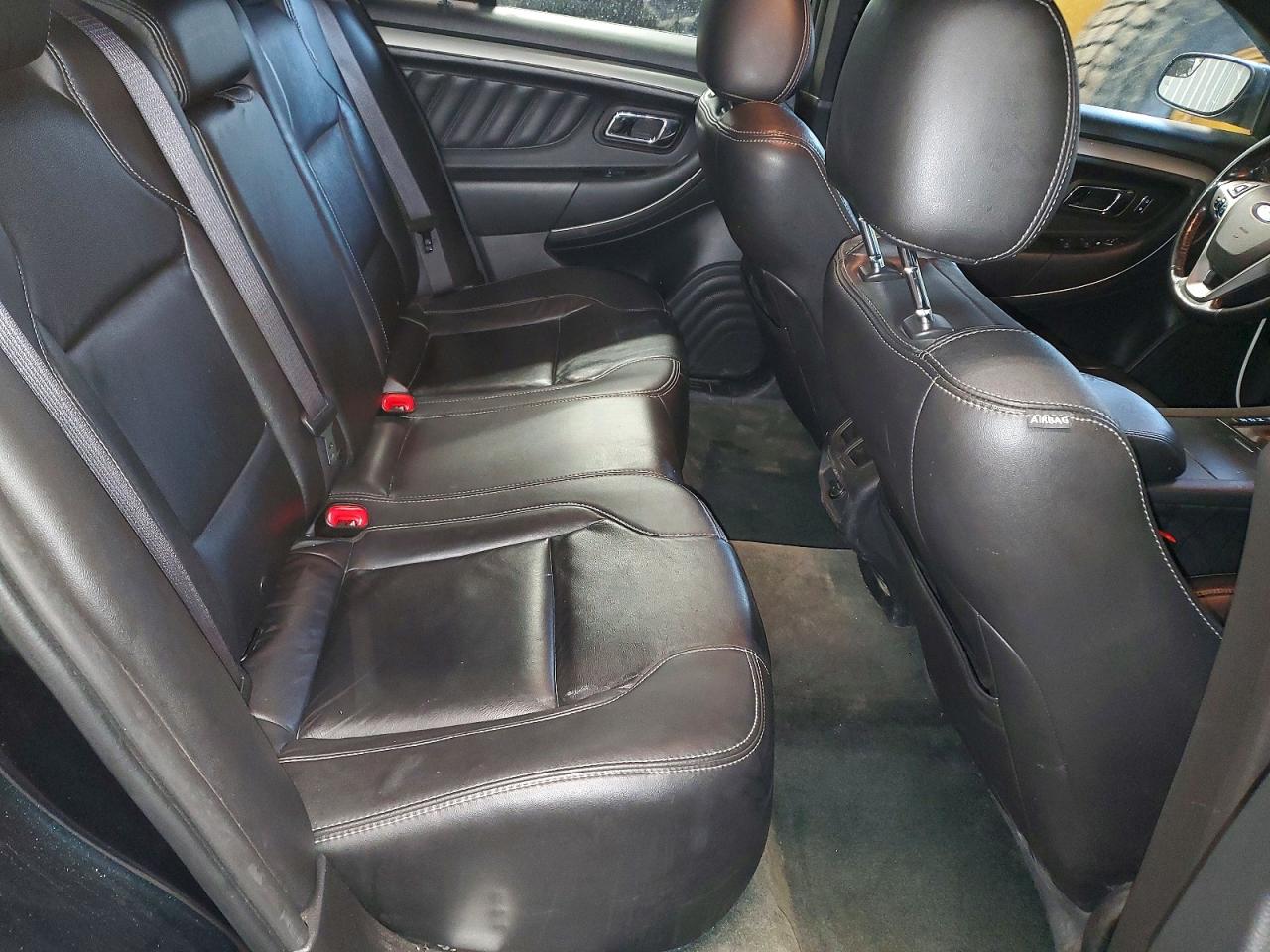 Ford Taurus Sel