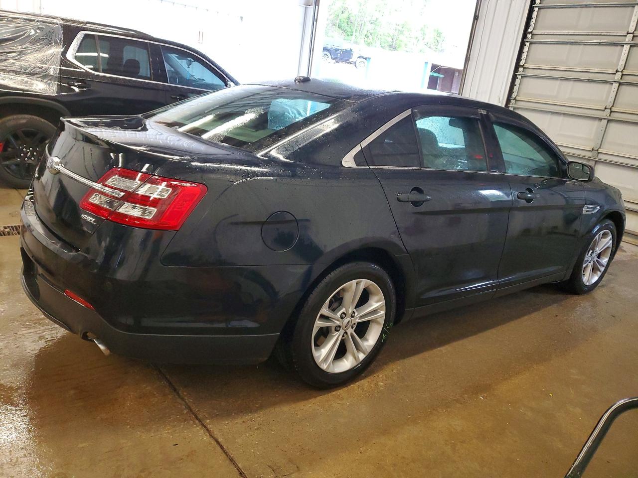Ford Taurus Sel