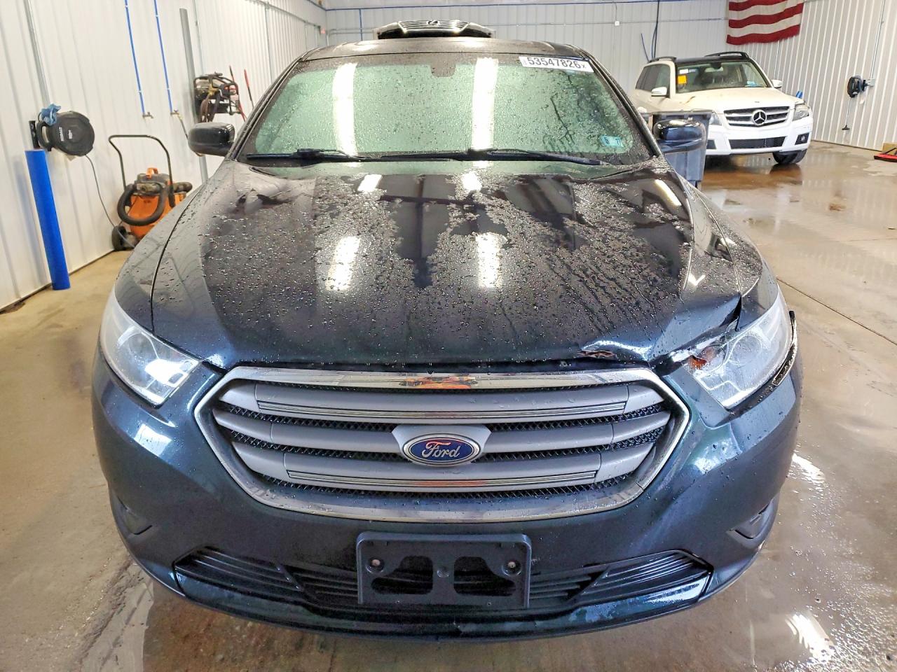 Ford Taurus Sel