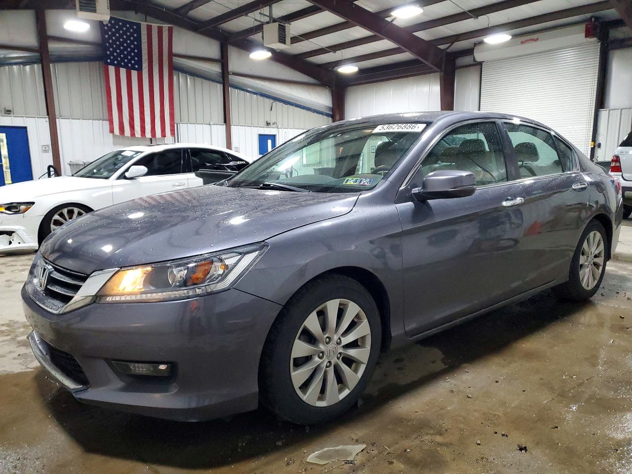 Salvage Honda Accord Image
