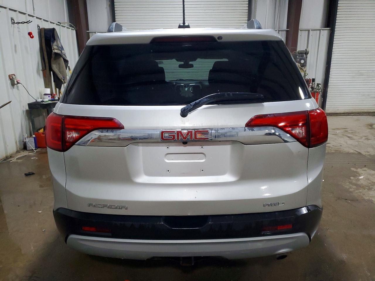 GMC Acadia Sle