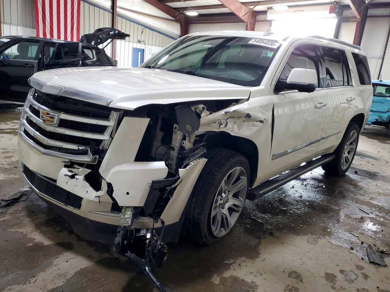 Salvage Cadillac Escalade Image
