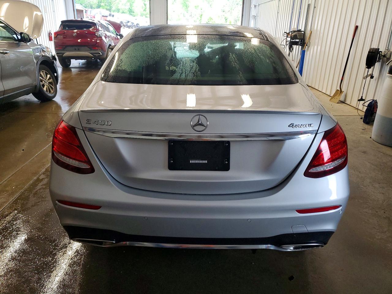 Mercedes-Benz E-Class 450 4matic