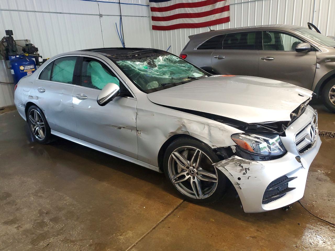 Mercedes-Benz E-Class 450 4matic
