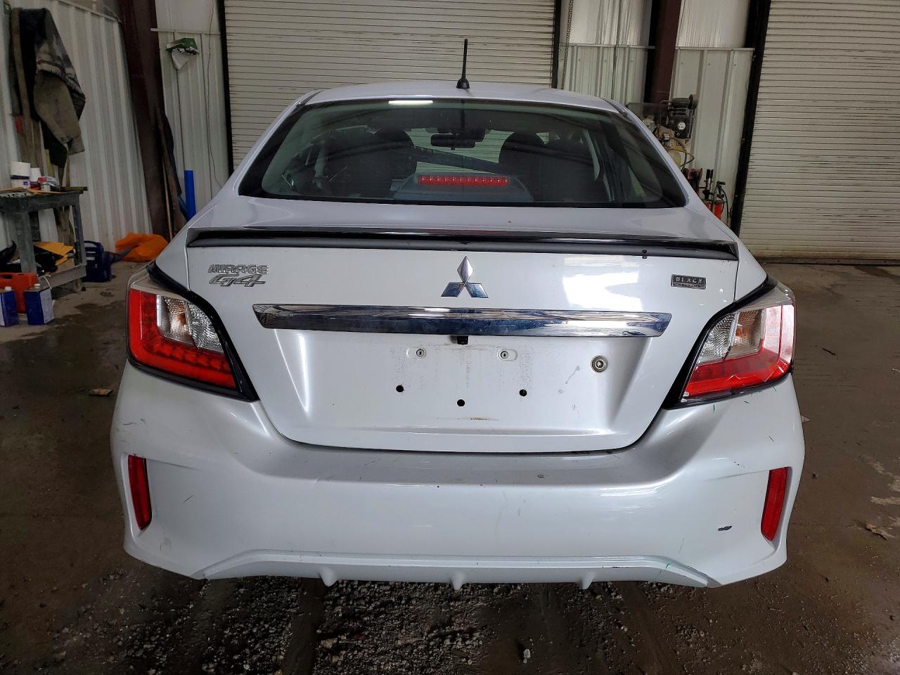Mitsubishi Mirage G4 Es