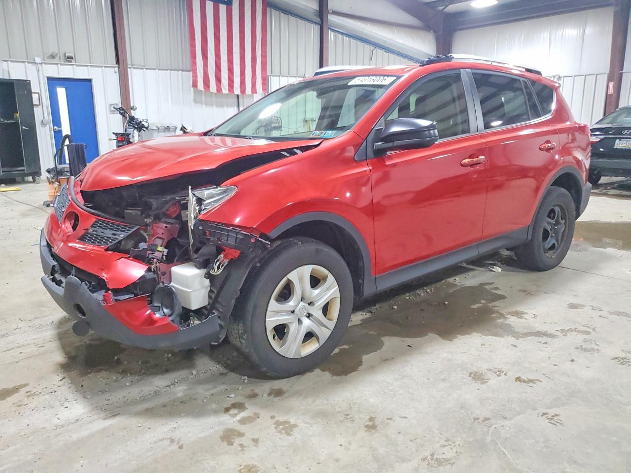 Salvage Toyota RAV4 Image