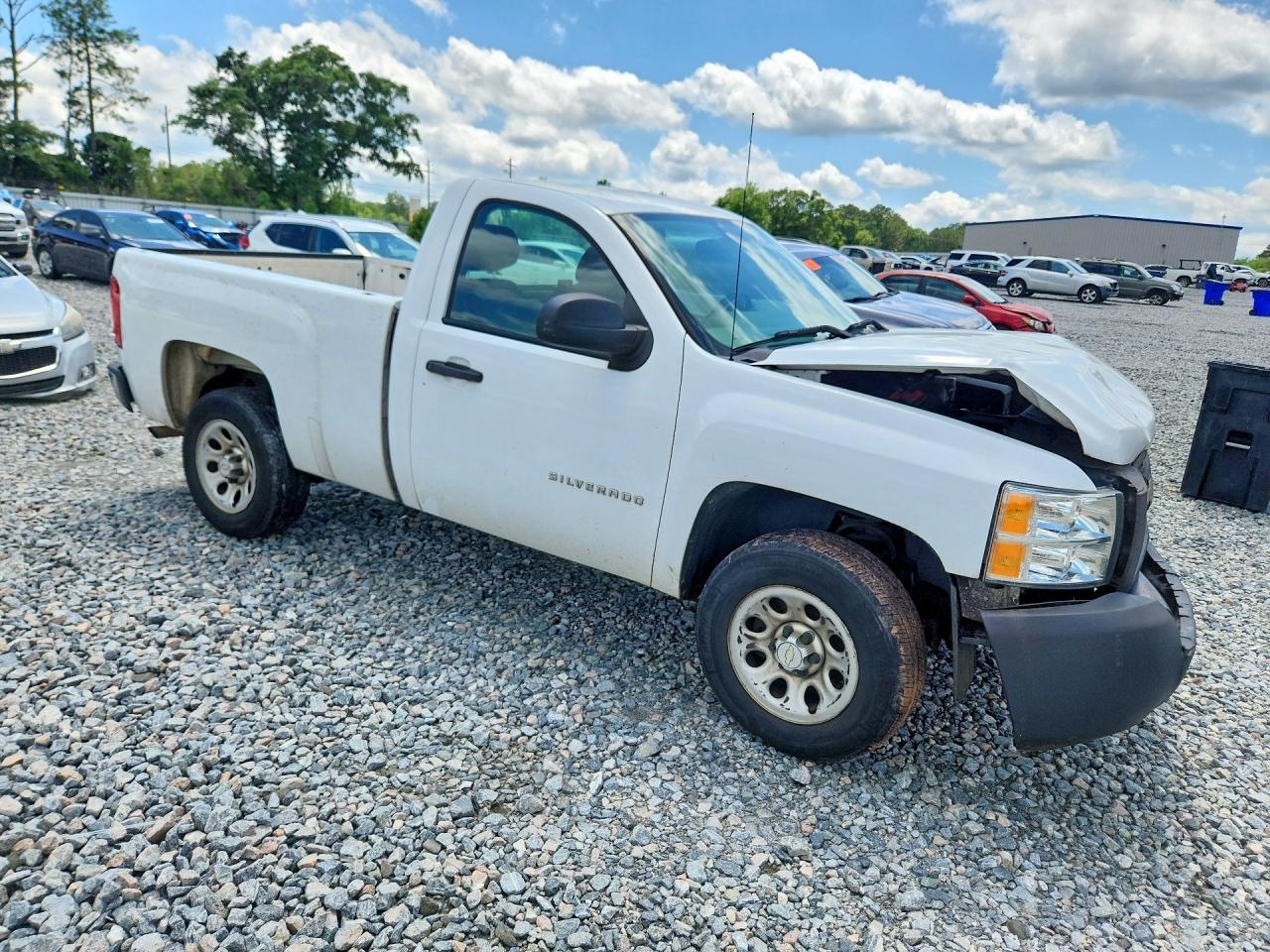 Chevrolet Silverado C1500