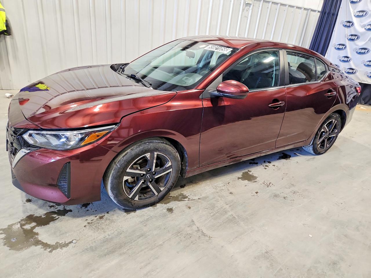 Salvage Nissan Sentra Image