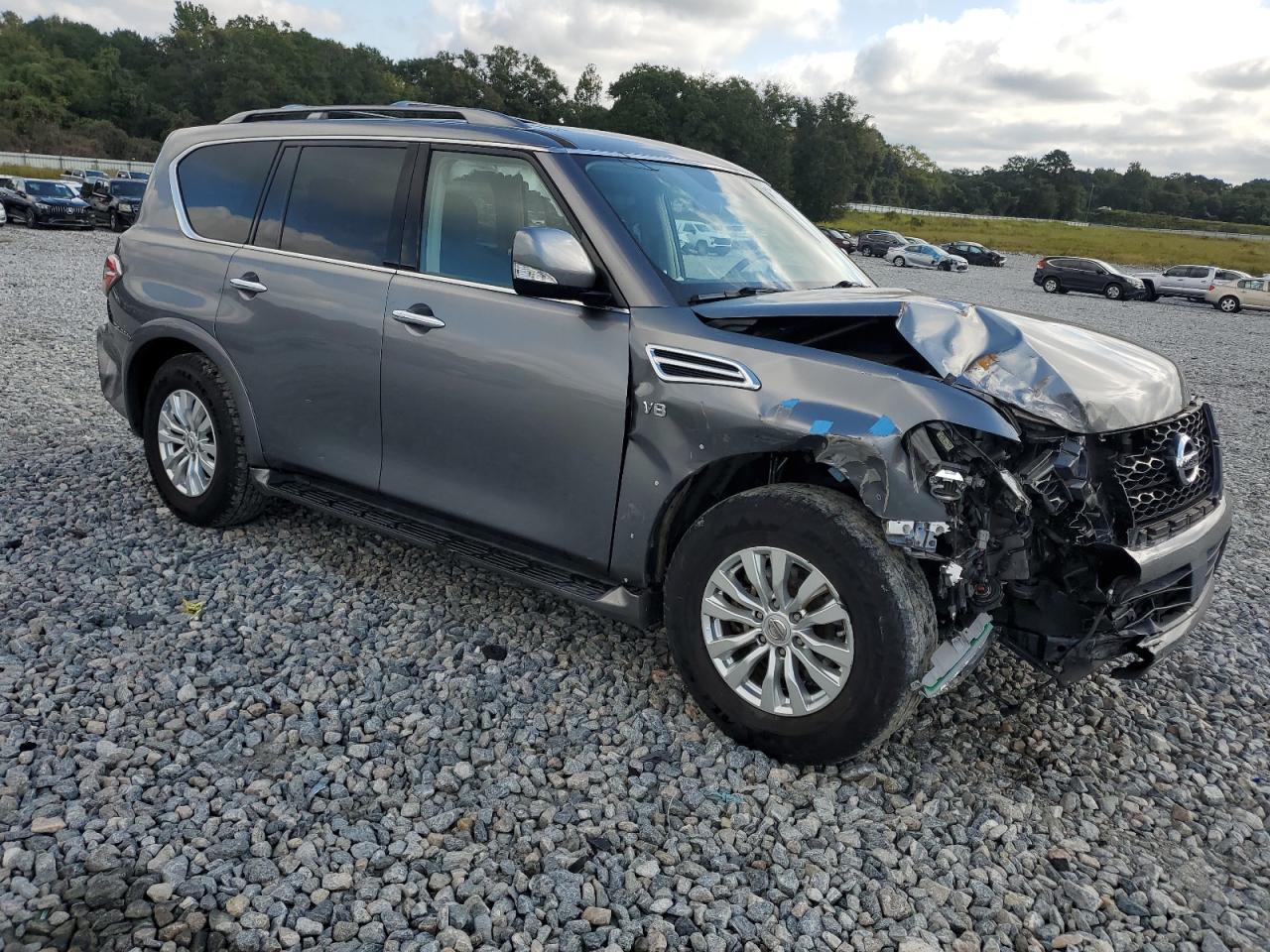 Nissan Armada Sv