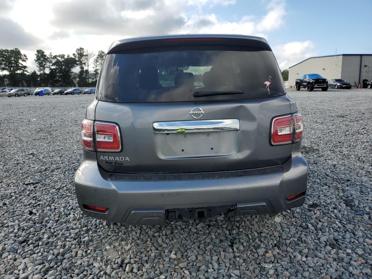 Nissan Armada Sv